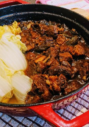 A picture of Chinese-Style Braised Beef One-Pot.