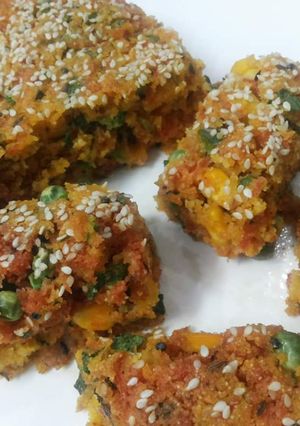 A picture of Baked Handwo.
