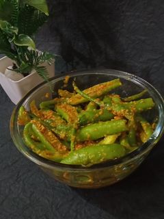 राई वाले मिर्च (Rai wali mirch recipe in Hindi) रेसिपी मुख्य फोटो