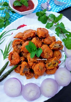 A picture of Mushroom Pakoda.