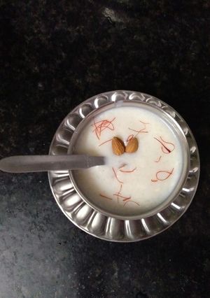 A picture of Kesri kheer.