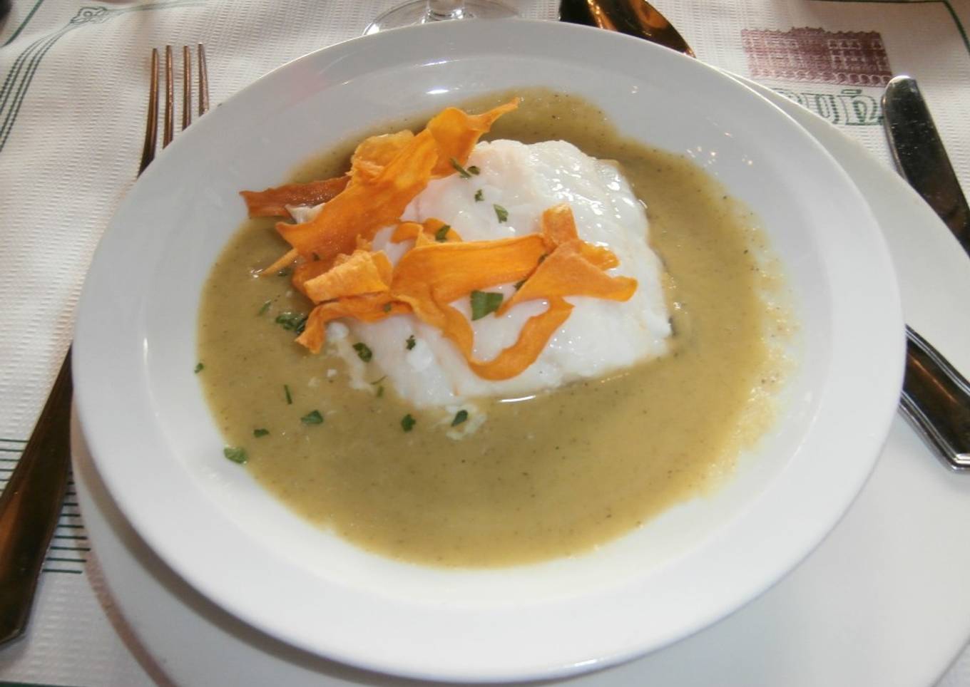 Crema fría de calabacín con melón y jamón