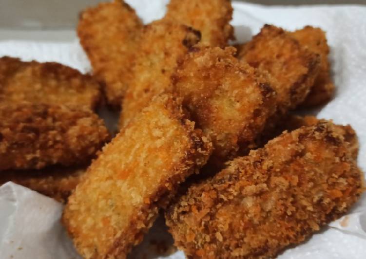 Langkah Mudah untuk Menyiapkan Maira Recipe : Nugget ayam homemade anti ribet yang Bikin Ngiler