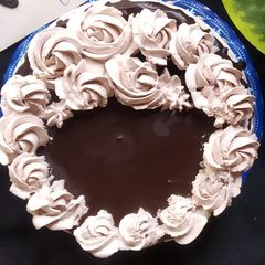 A picture of Chocolate drip cake.