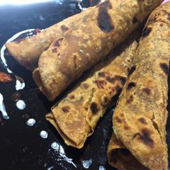 A picture of Methi Achari masala paratha.