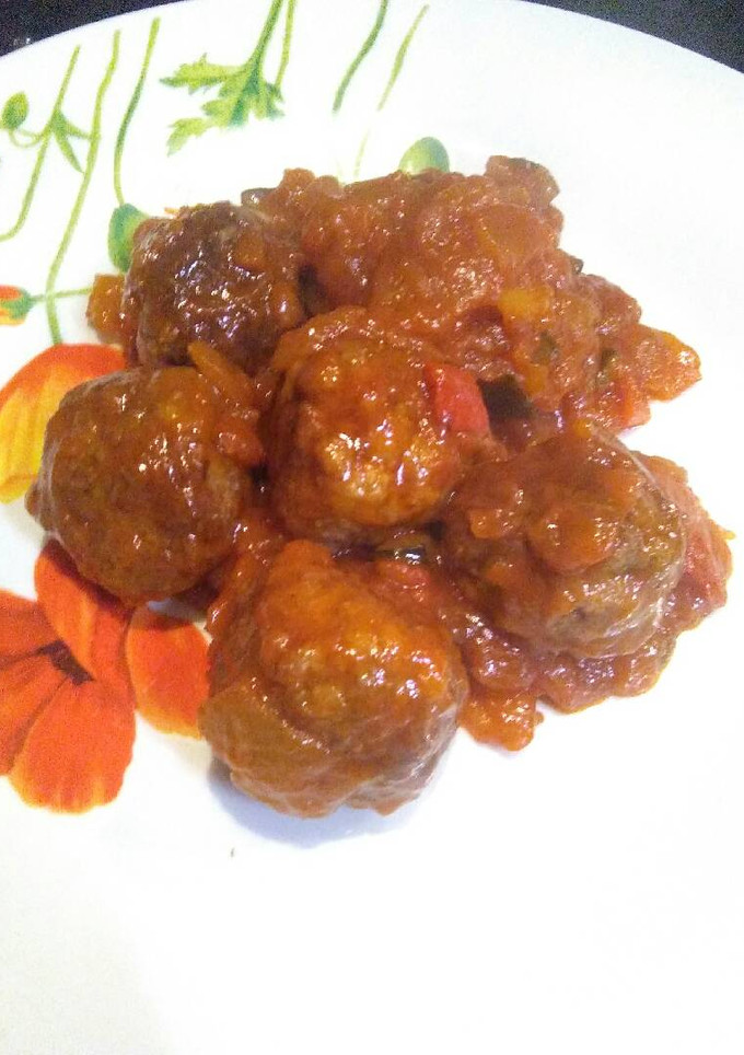 Una foto de Albóndigas con pisto