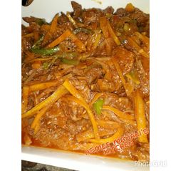 Shredded beef A picture of Shredded beef.