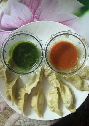 চিকেন মোমো (chicken momo recipe in bengali) রেসিপির প্রধান ছবি