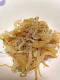 Bean Sprouts with Black Pepper and Garlic Soy Sauce