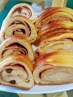 Una foto de Pan de Jamón y tocineta