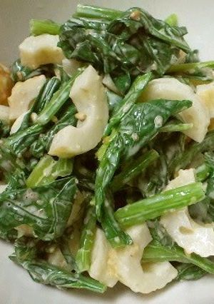 A picture of Easy Spinach and Chikuwa Fishcake Sticks with Mayonnaise and Ponzu.