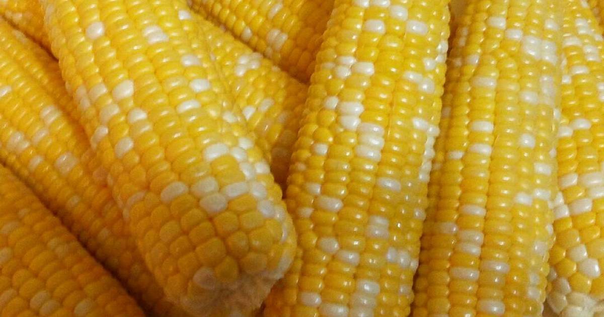 Corn on the Cob, Your Way: 4 Foolproof Methods for Juicy, Flavor-Packed Ears