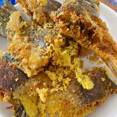 Ikan Goreng Kremes রেসিপির প্রধান ছবি