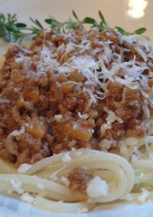 A picture of Easy Meat Sauce Pasta.