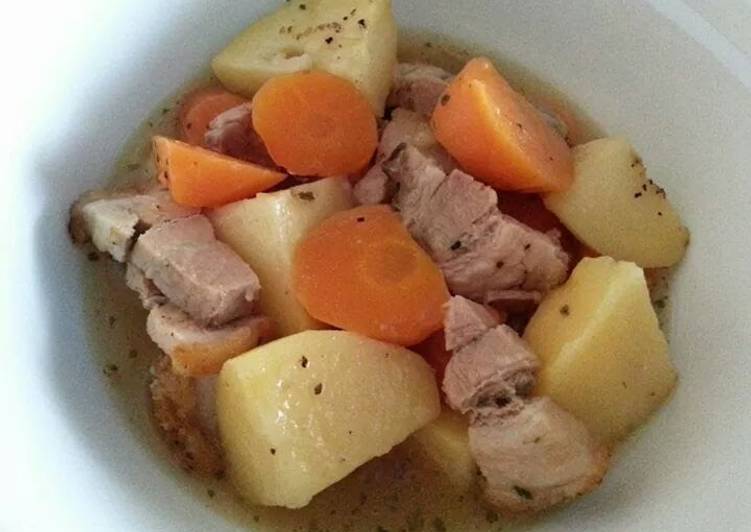 Steps to Make Any-night-of-the-week Stewed roast with potatoes and carrots
