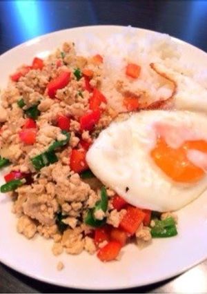 A picture of Easy and Healthy Phad Ga Prao.