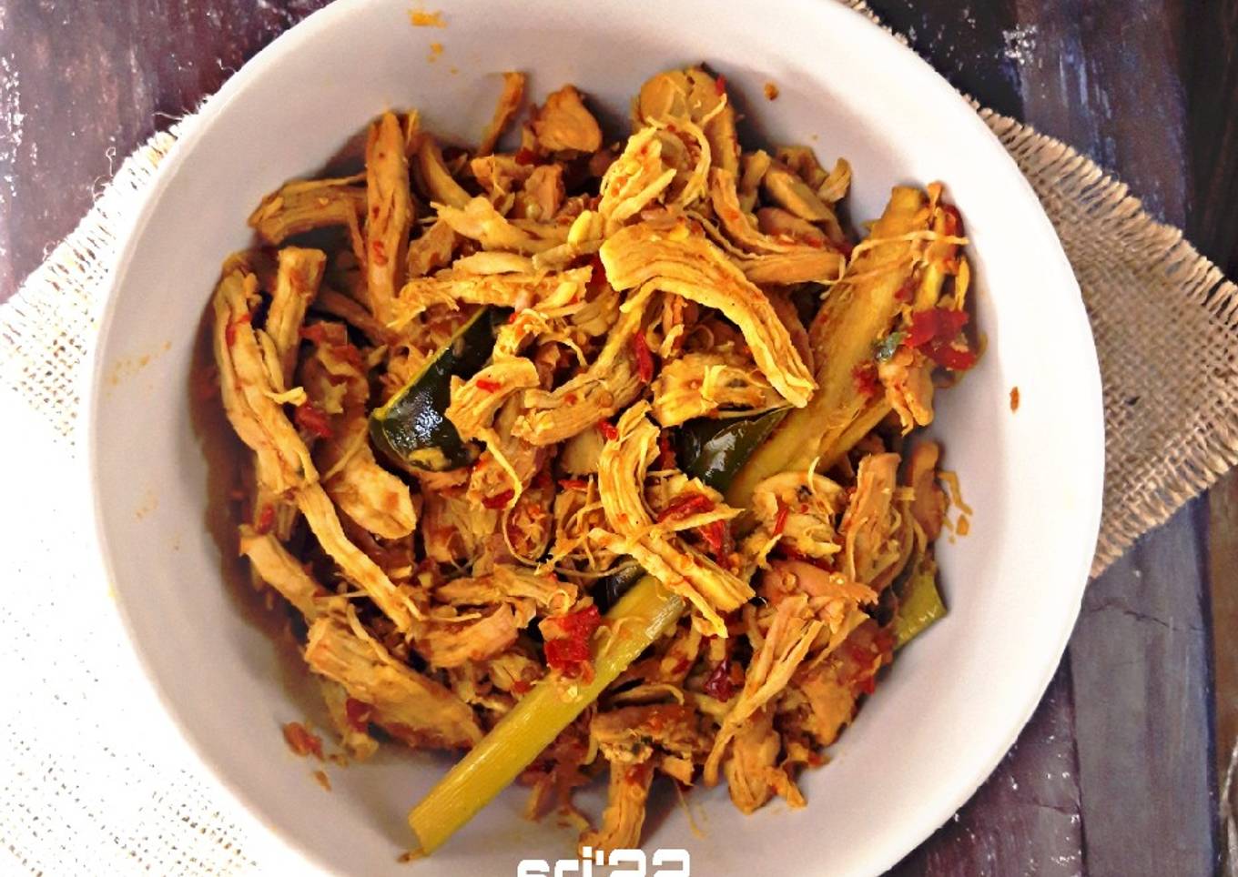 Ayam Suwir Pedas