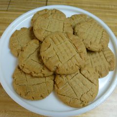 A picture of Totally Stolen Peanut Butter Cookies.