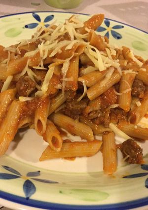 A picture of Lamb X Meat Sauce.