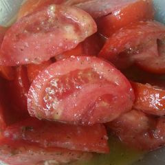 A picture of Festive Tomato Wedges.