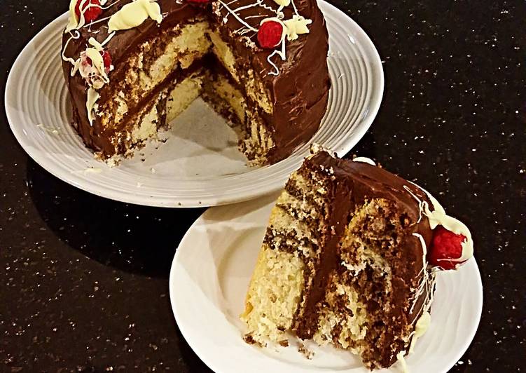 Easiest Way to Prepare Quick Vanilla and Chocolate Striped Butter Layer Cake