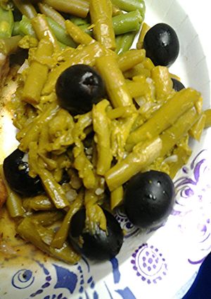 A picture of Asparagus and ripe olive.
