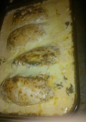 A picture of Pepperjack Spinich Chicken.