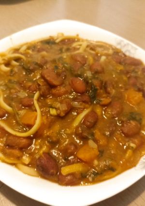 Una foto de Porotos con riendas