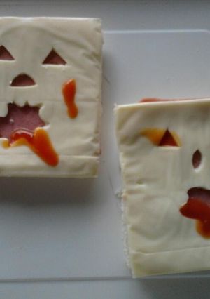 A picture of Ladybirds Ghost Sandwiches.
