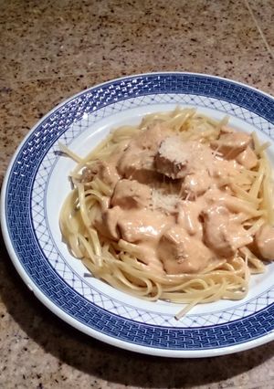 A picture of Cheesy Chipotle Chicken Pasta.