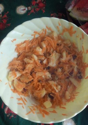 A picture of Pineapple, carrot and sultans salad.