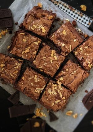 A picture of Chocolate Walnut Fudge Brownies.