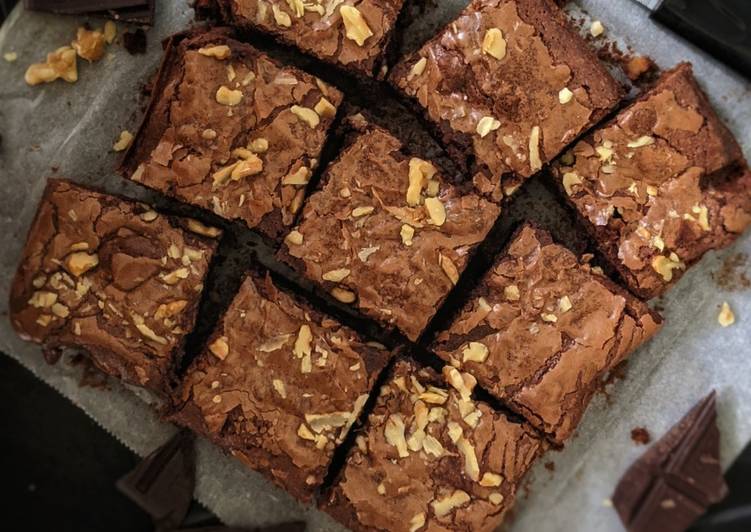Steps to Prepare Homemade Chocolate Walnut Fudge Brownies