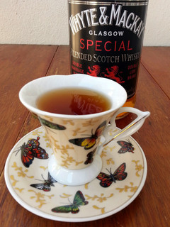 A picture of Whisky Tea.
