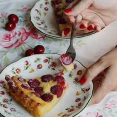 Una foto de Clafoutis de cerezas