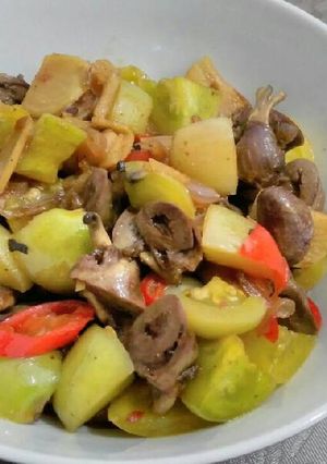 Foto resep Oseng Jantung Tomat Hijau