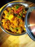 व्हेज कोल्हापुरी (veg kolhapuri recipe in marathi)
