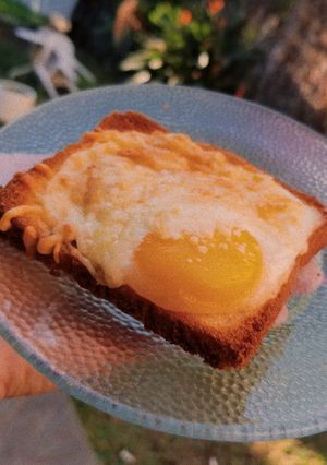 Una foto de Tostada con huevo🍞🍳