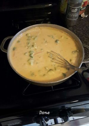 A picture of Broccoli cheddar soup.