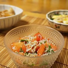 A picture of Seasoned Chilled Tomatoes & Jako Fish.