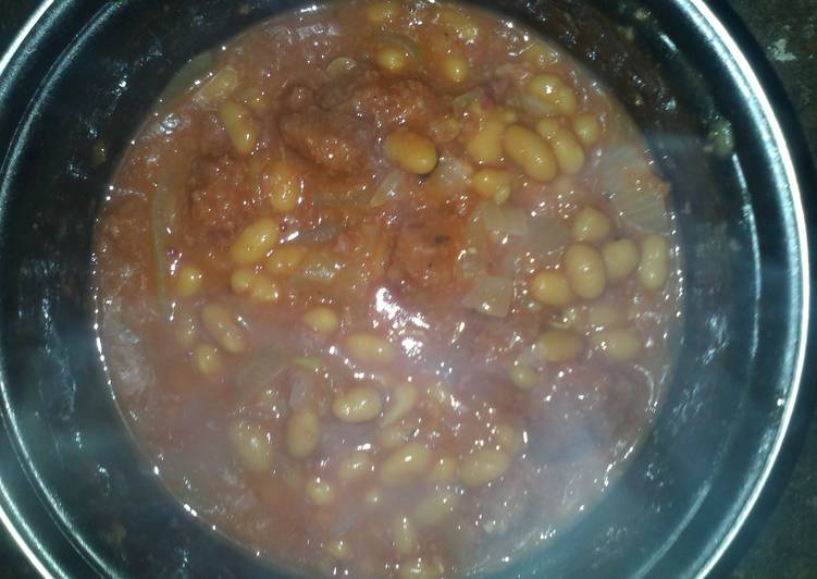 Cornbeef beans & onion