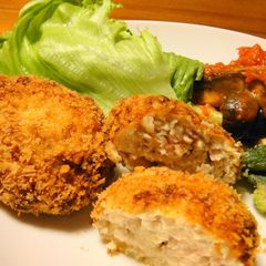 A picture of Creamy Minced Chicken Breast Creamy Cutlets.