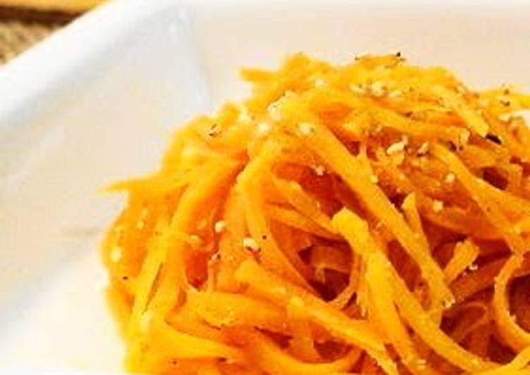 How to Make Favorite Carrot Namul