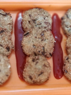 सूजी की टिक्की (suji ki tikki recipe in hindi) रेसिपी मुख्य फोटो
