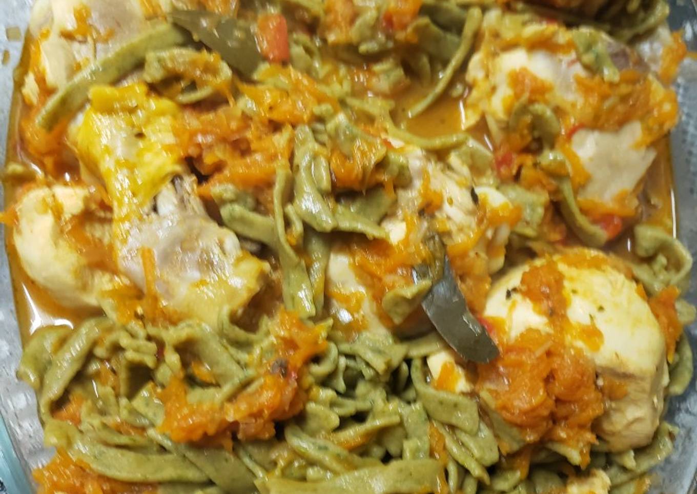 Tallarines súper caseros. ESPINACAS de harinas INTEGRAL Y ARROZ