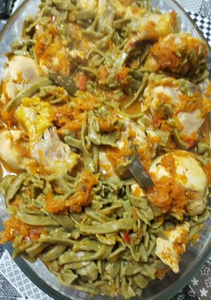 Una foto de Tallarines súper caseros. ESPINACAS de harinas INTEGRAL Y ARROZ