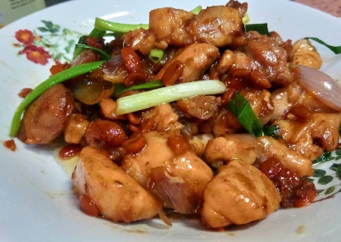 Simple Way to Make Perfect Stir fry chicken and fermented red bean paste