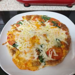 A picture of My Half Pizza, Half Omelette 💜.