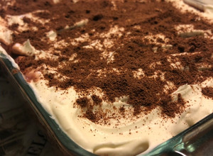 Una foto de Postre ROYAL con vainillas