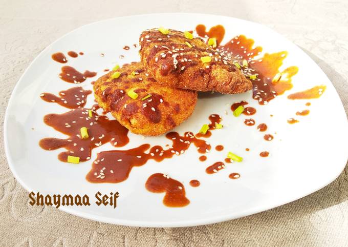 Simple Way to Make Ultimate Fried crispy chicken with chocolate sauce